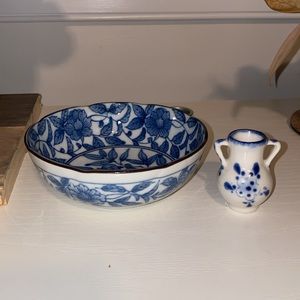 Blue and White Porcelain Bowls and small Vase
